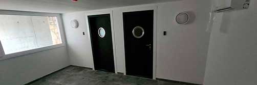 Puertas insonorizadas con ojo de buey